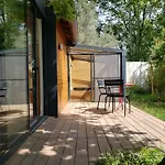 Le Mazet Des Amants, Cabane En Bois Avec Jacuzzi Privatif
